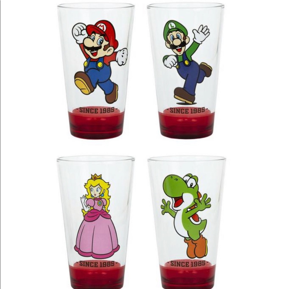 Collectible Super Mario Glassware Set **RARE**